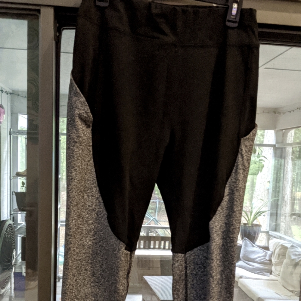 Popfit XL leggings - free if you bundle